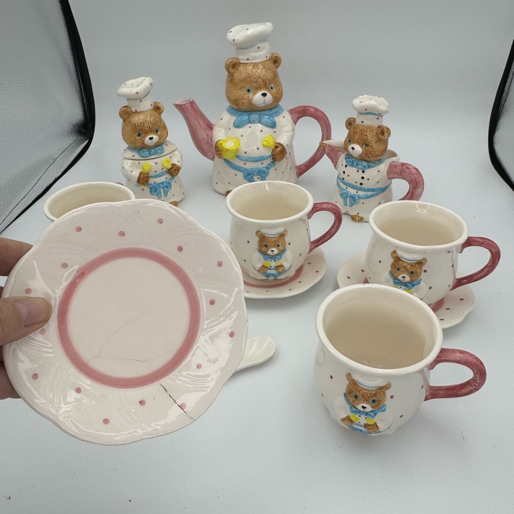 Vintage Teddy Bear Ceramic Tea Set. - Picture 4 of 5